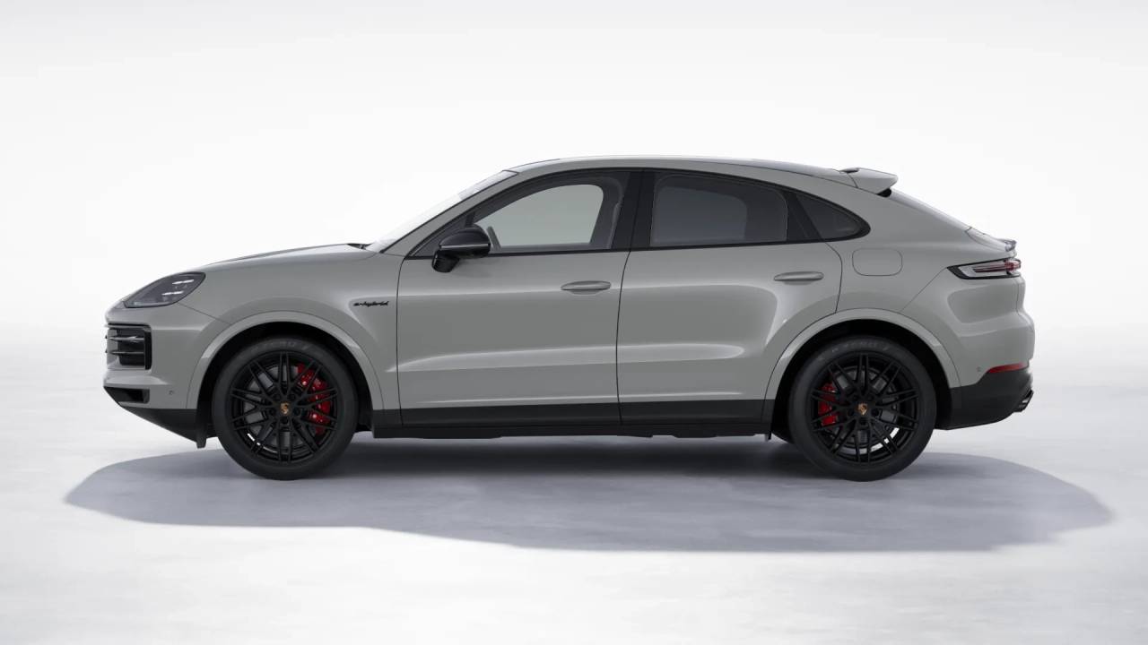 2026 Porsche Cayenne E-Hybrid Coupe S photo 2