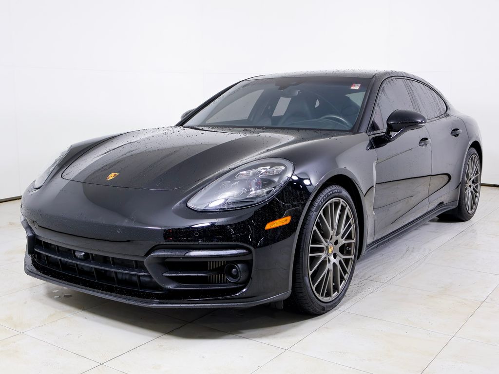 2023 Porsche Panamera Platinum Edition