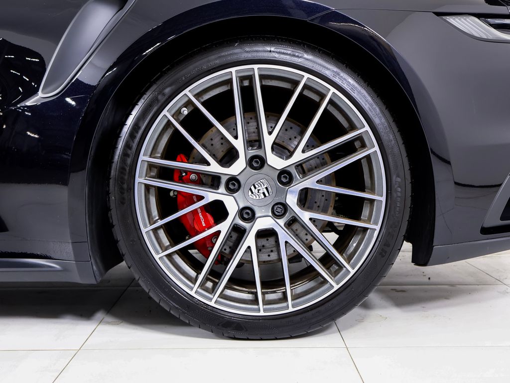 2024 Porsche 911 Turbo - Photo 29