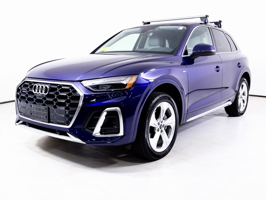 2022 Audi Q5 Premium Plus's photo