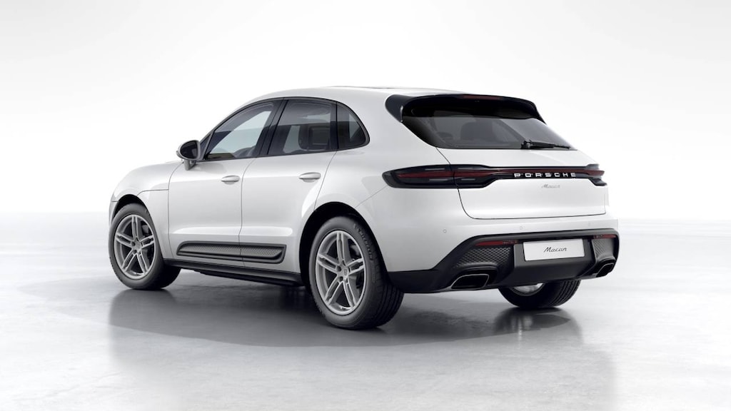 2026 Porsche Macan T photo 3
