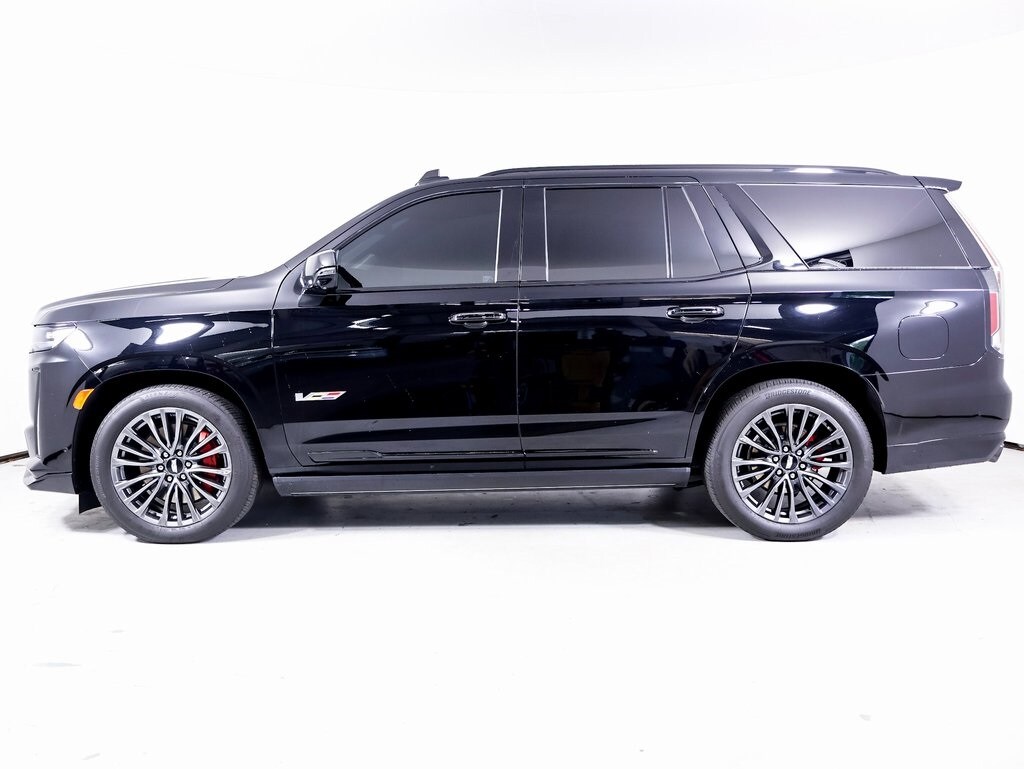 2023 Cadillac Escalade V-Series photo 2
