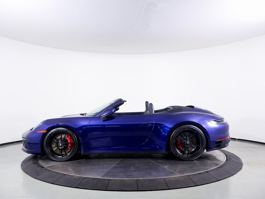 2023 Porsche 911 GTS photo 2