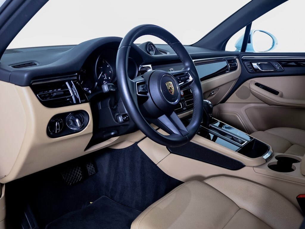 Used 2025 Porsche Macan SUV