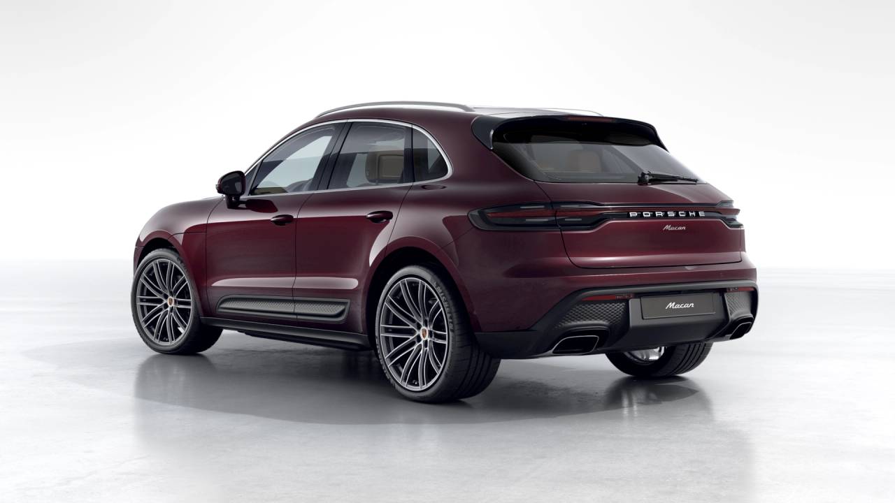 2026 Porsche Macan T photo 3