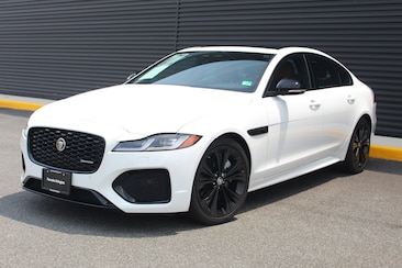 2024 Jaguar XF R-Dynamic SE Car