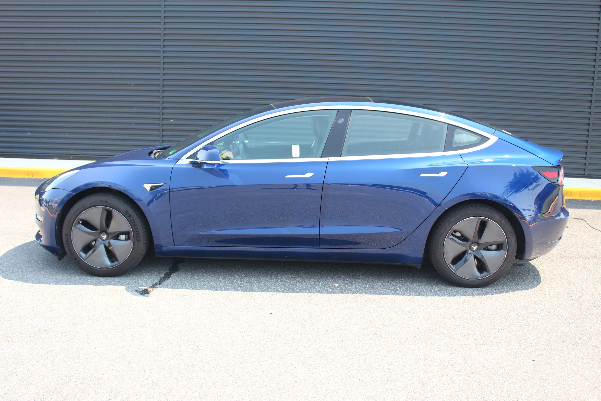 Used 2018 Tesla Model 3 Long Range with VIN 5YJ3E1EA4JF124734 for sale in Arlington, VA