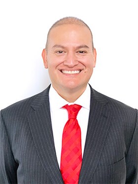Staff member Michael Chauca from ID_657a32bc0a8c