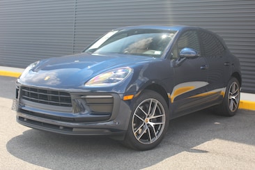 2022 Porsche Macan SUV
