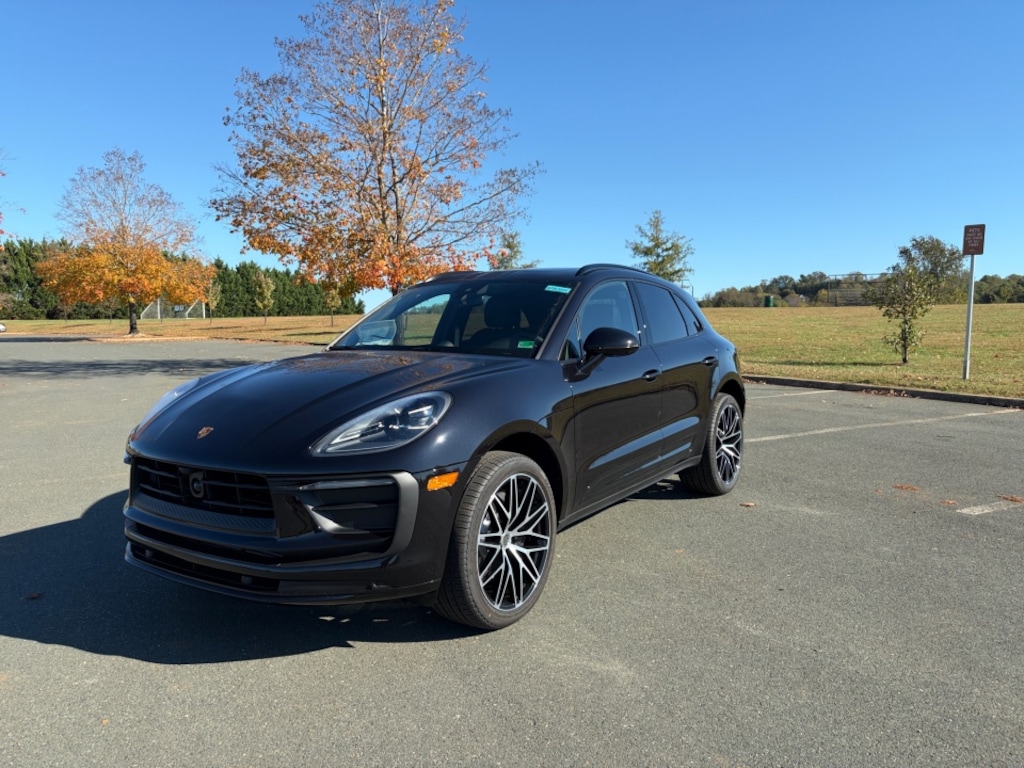 New 2026 Porsche Macan  SUV