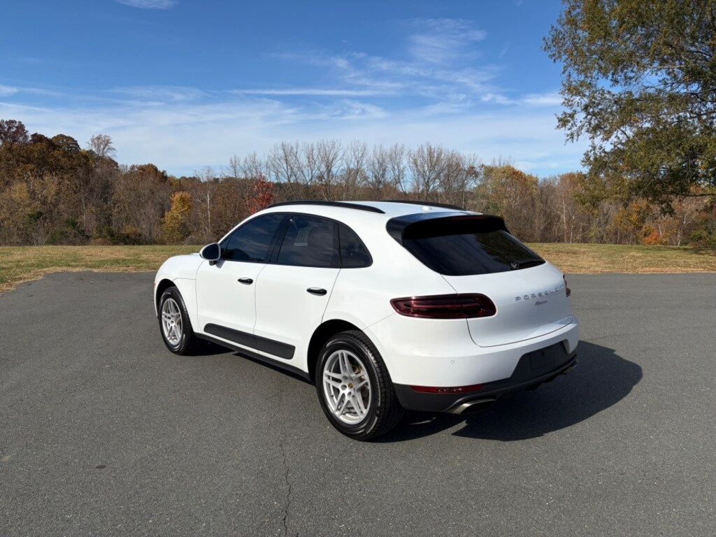 Used 2018 Porsche Macan SUV