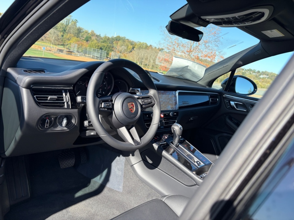 New 2026 Porsche Macan  SUV