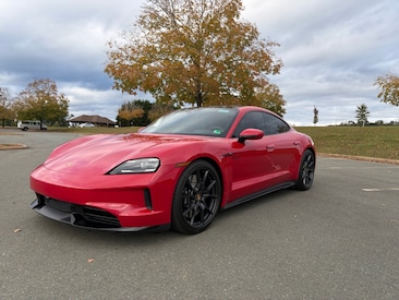 2025 Porsche Taycan Sedan