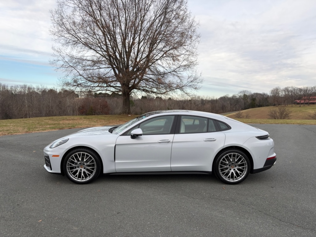 New 2026 Porsche Panamera 4 Hatchback