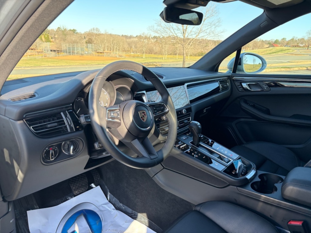 Certified 2025 Porsche Macan SUV