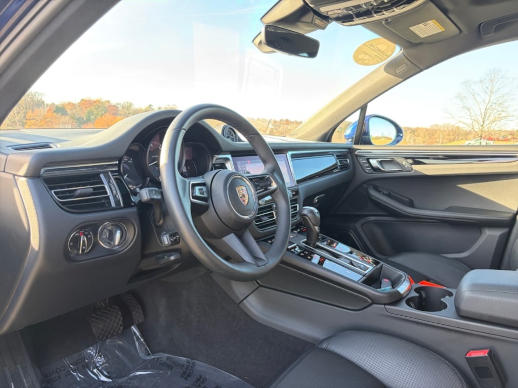Certified 2025 Porsche Macan SUV