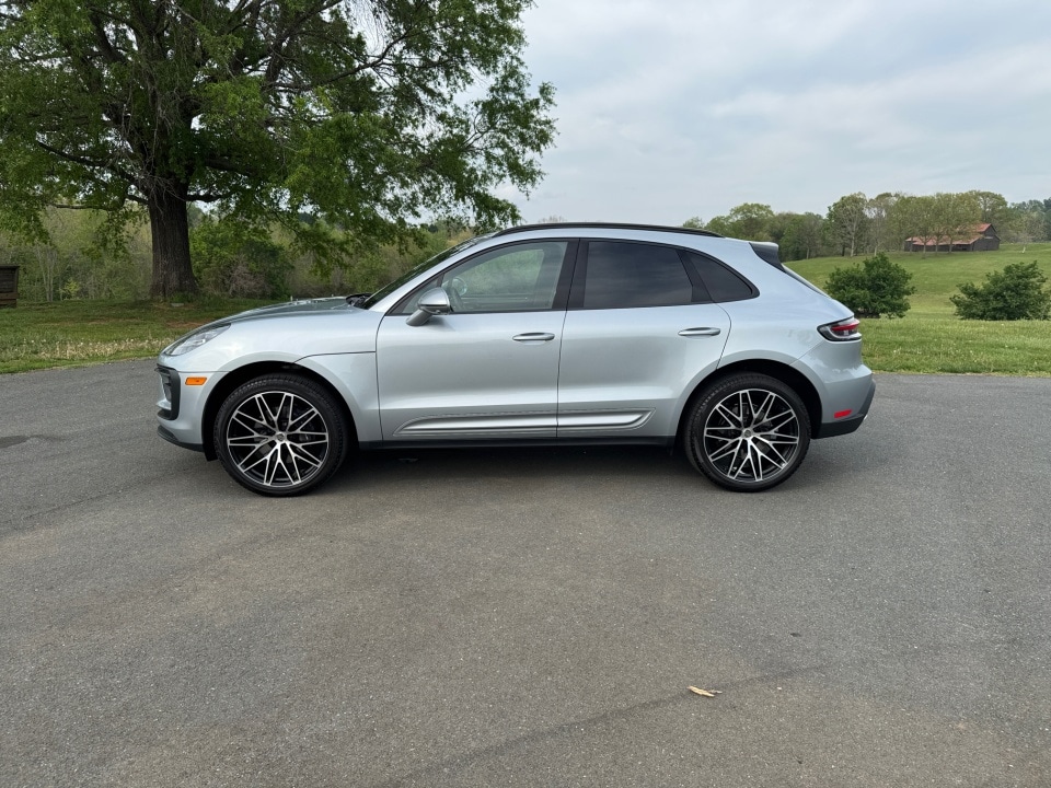 Used 2024 Porsche Macan T with VIN WP1AA2A51RLB16602 for sale in Charlottesville, VA