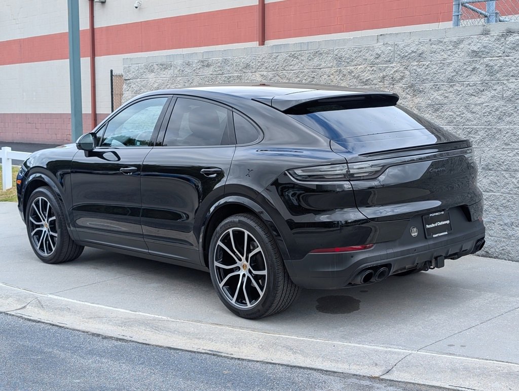 2023 Porsche Cayenne Coupe Platinum Edition photo 2