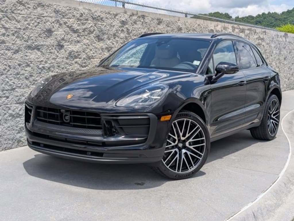 New 2025 Porsche Macan SUV