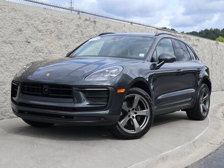 2024 Porsche Macan SUV