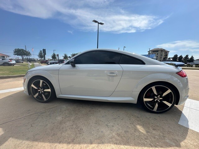 2022 Audi TT 2.0T S line photo 3