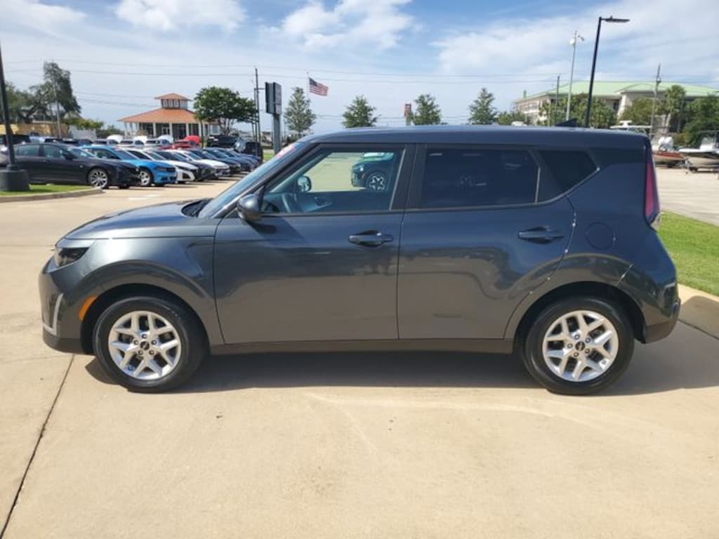 Used 2025 Kia Soul Hatchback