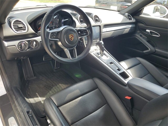 2023 Porsche Boxster S photo 4