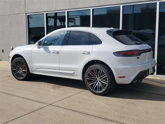 2026 Porsche Macan S photo 3