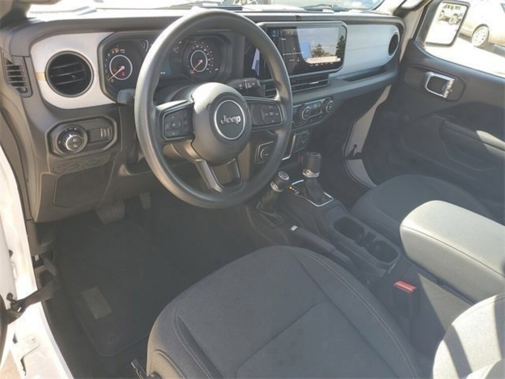 Used 2024 Jeep Gladiator Sport Truck Crew Cab