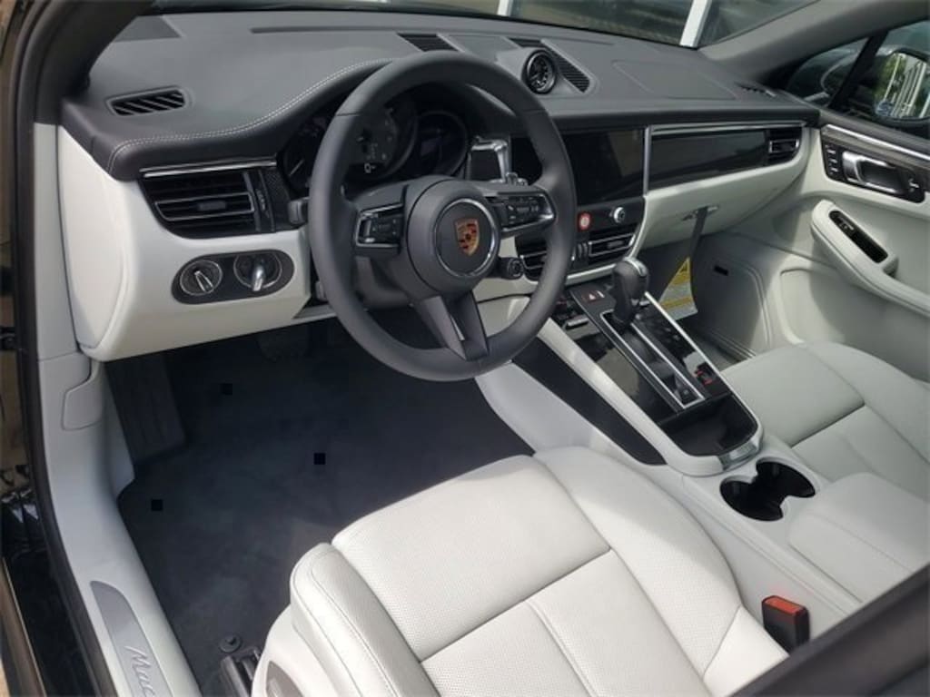 New 2025 Porsche Macan S SUV