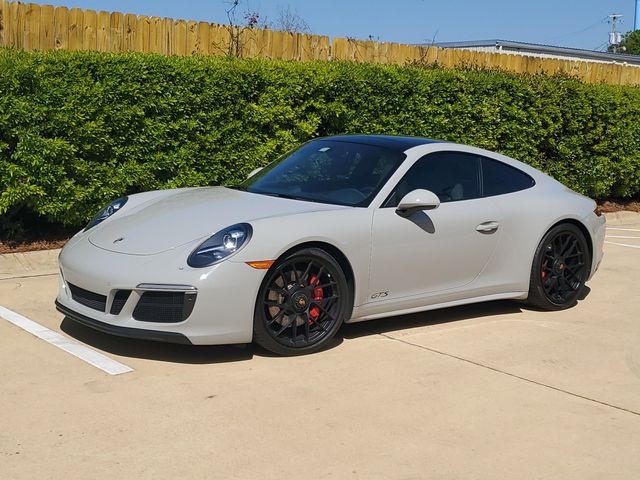 2018 Porsche 911 Coupe 