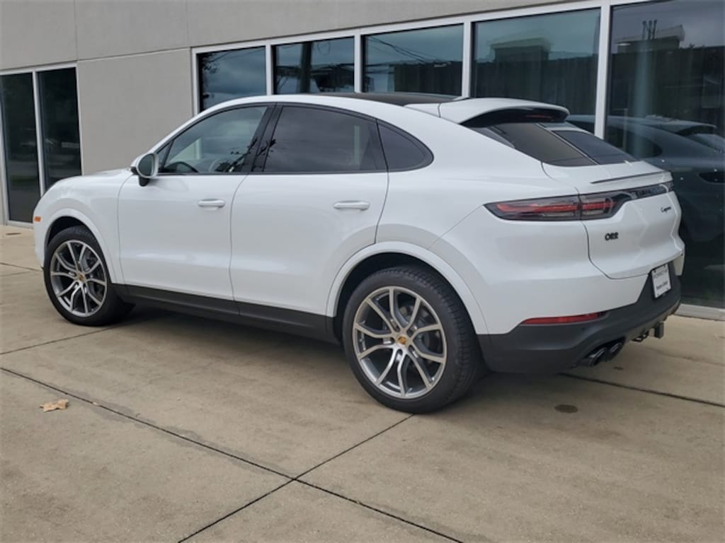 Used 2023 Porsche Cayenne Coupe  SUV