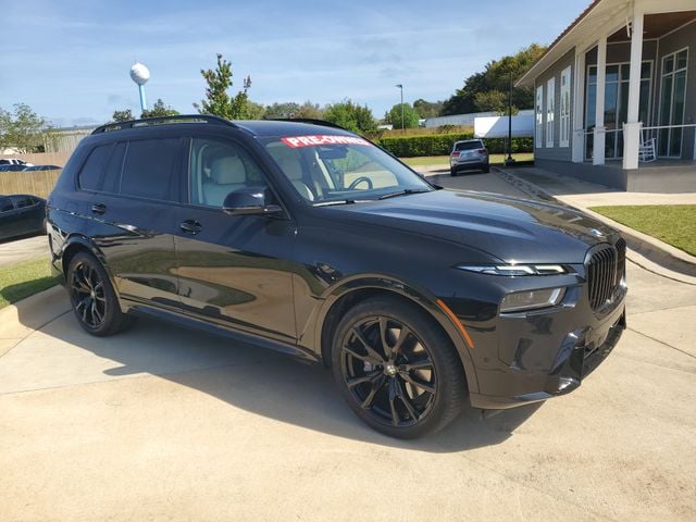2024 BMW X7 M60i - Photo 8