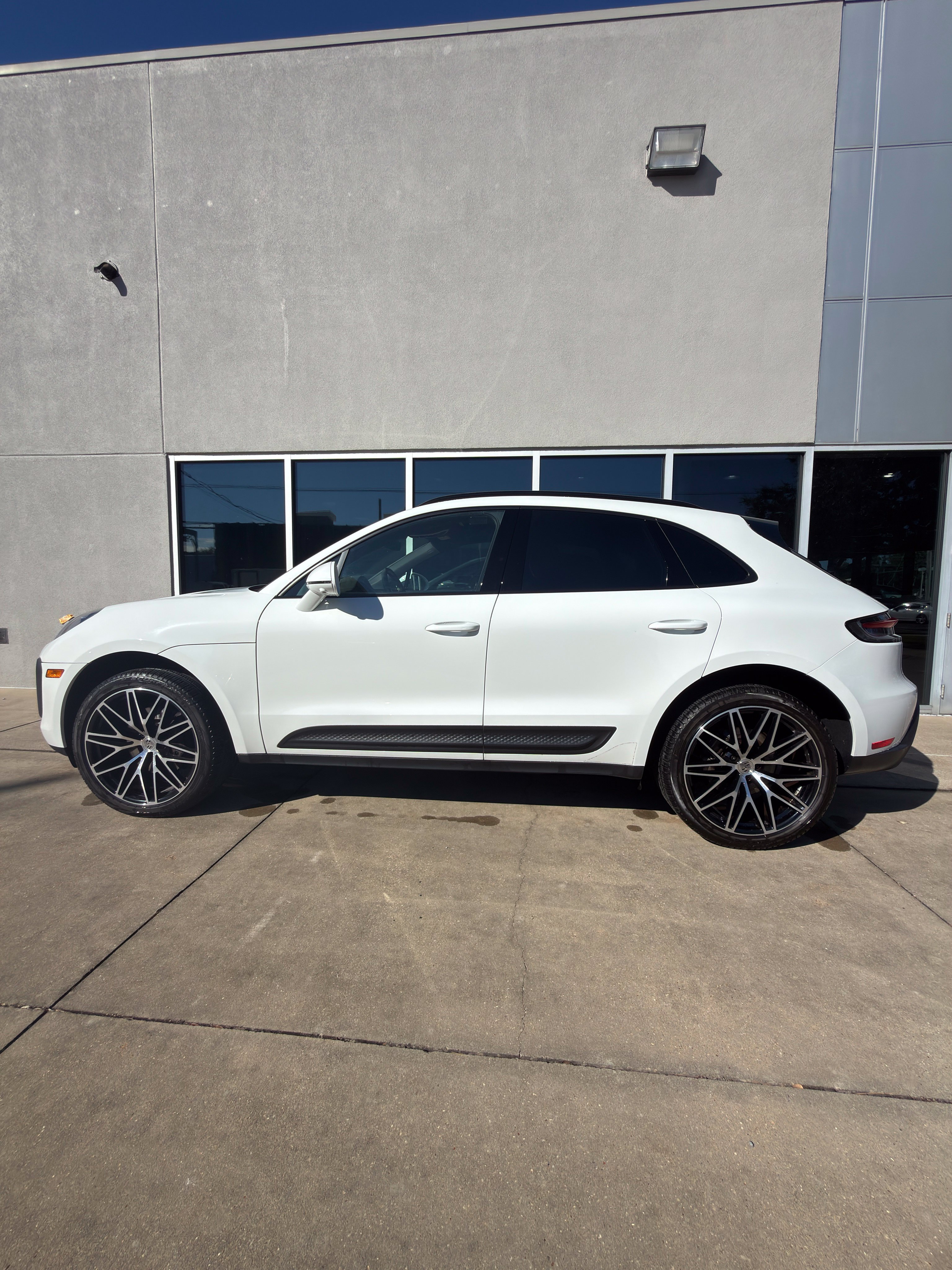 Used 2023 Porsche Macan SUV