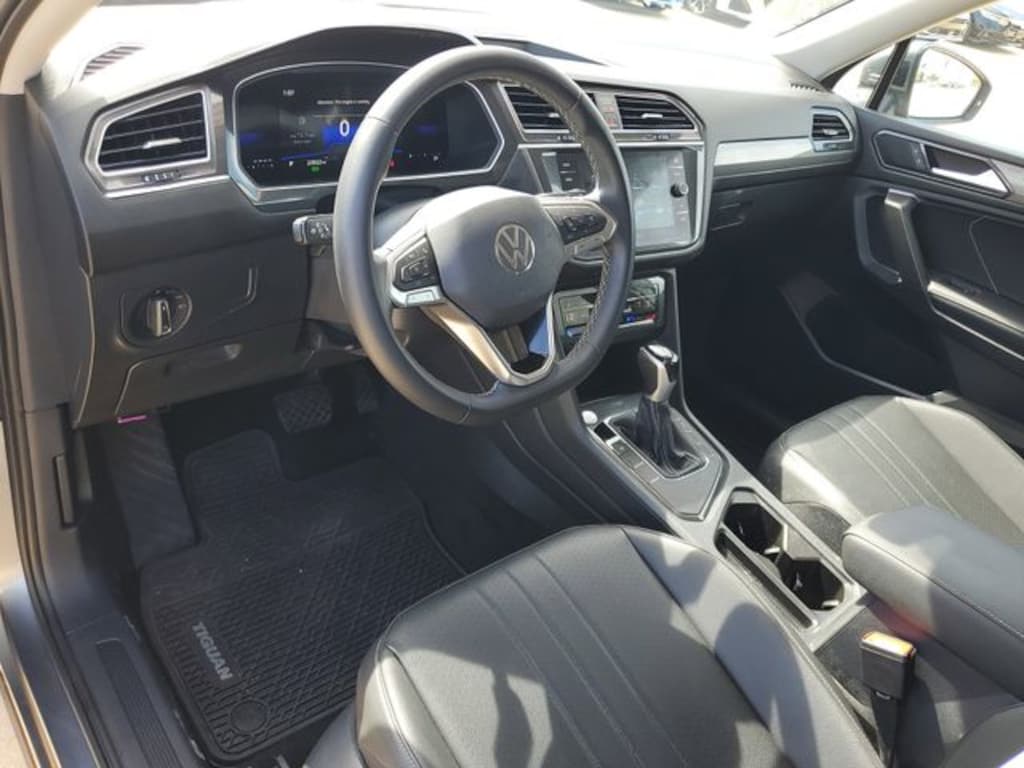 Used 2023 Volkswagen Tiguan 2.0T SE SUV