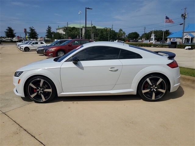 2022 Audi TT 2.0T S line photo 2