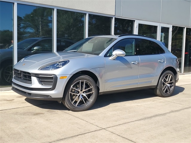 2026 Porsche Macan SUV 