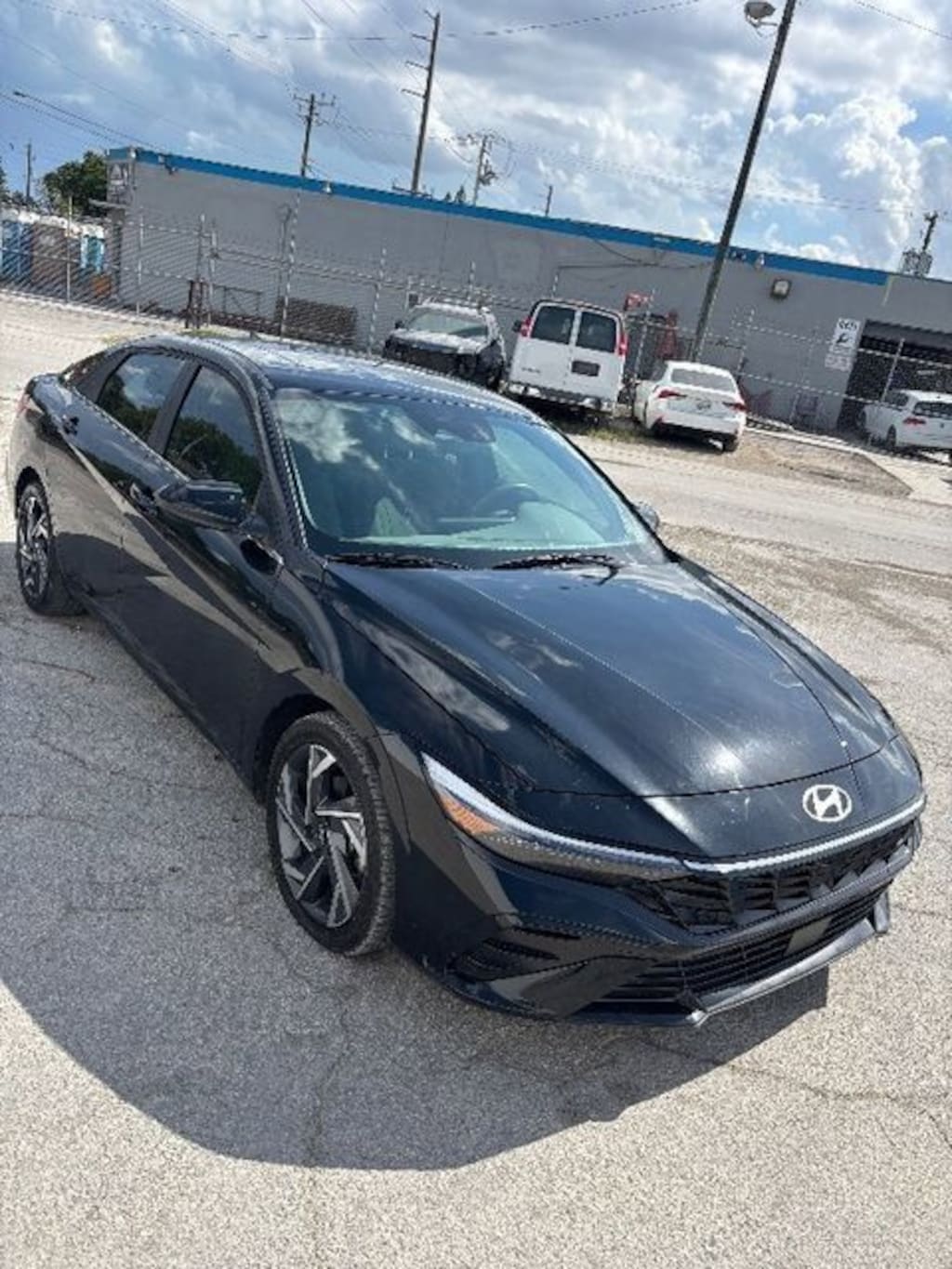 Used 2025 Hyundai Elantra SEL Convenience Sedan