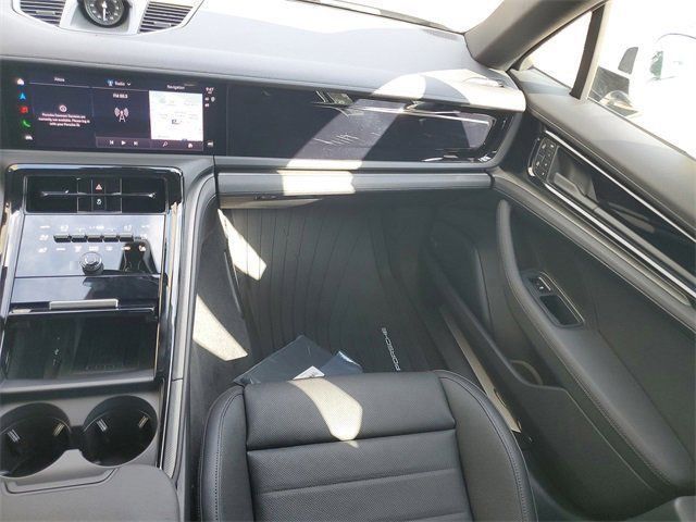 2026 Porsche Panamera Base - Photo 38