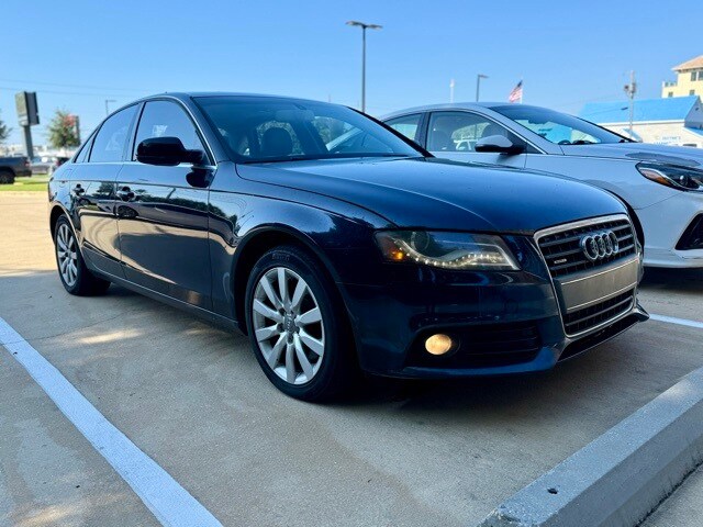 2010 Audi A4 Quattro Premium Plus photo 2