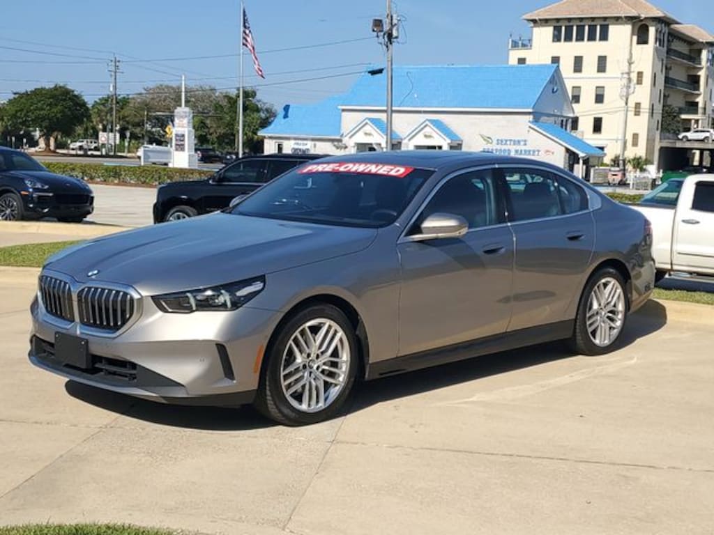 Used 2024 BMW 530i Sedan