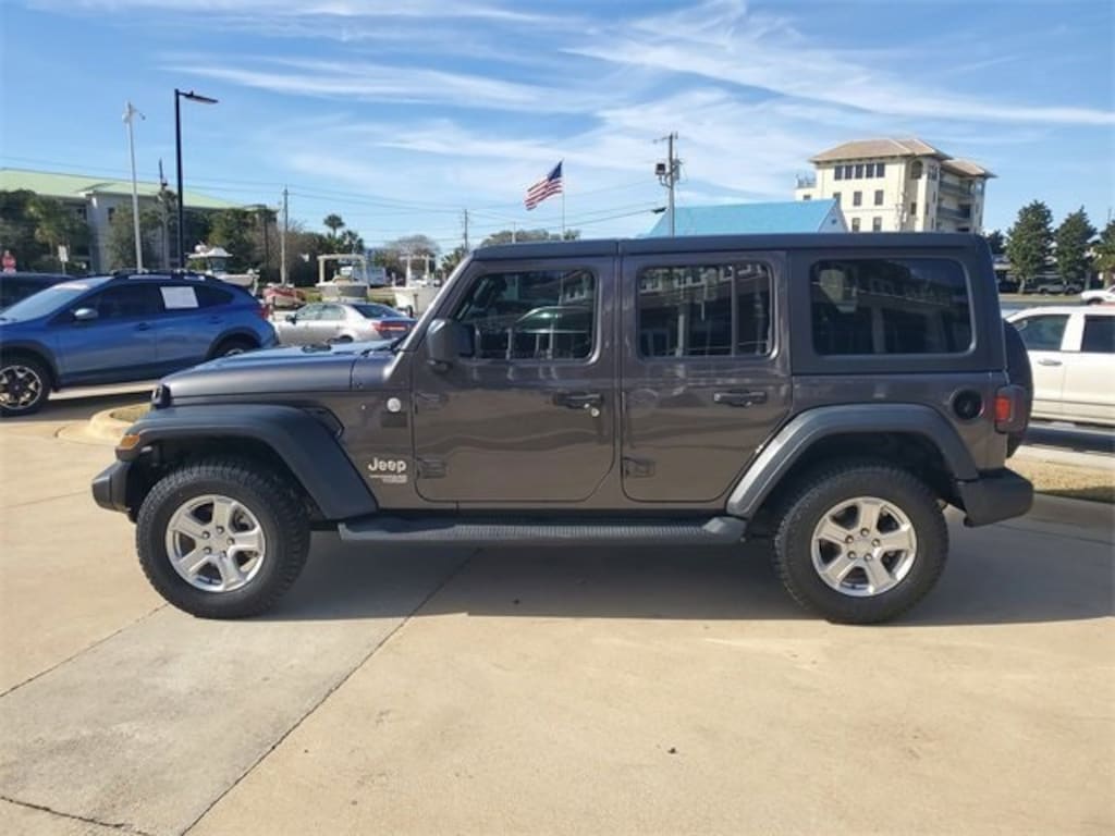 Used 2020 Jeep Wrangler Unlimited Sport SUV