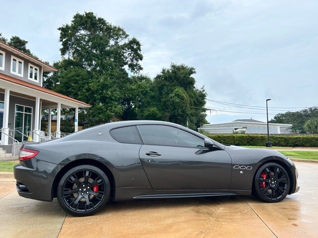 2015 Maserati Granturismo Sport photo 3