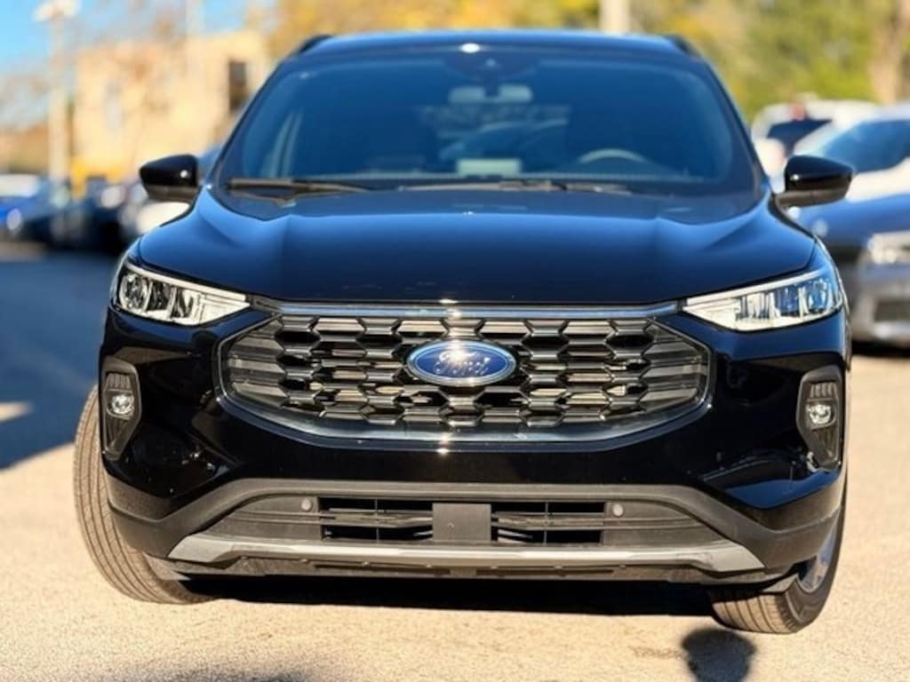 Used 2025 Ford Escape ST-Line Select SUV