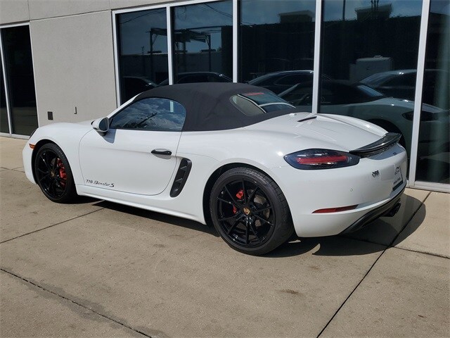 2023 Porsche Boxster S photo 3