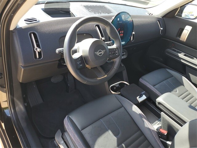 2025 Mini Countryman S ALL4 photo 3