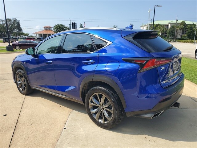 2021 Lexus NX 300 F SPORT photo 3