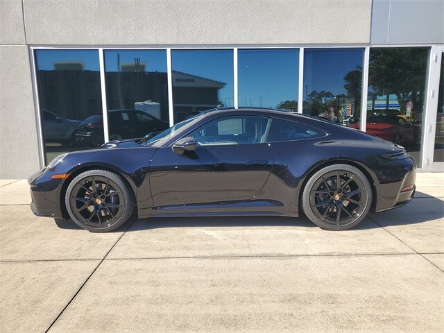 2026 Porsche 911 T photo 2