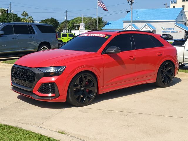 2022 Audi RS Q8 -'s photo