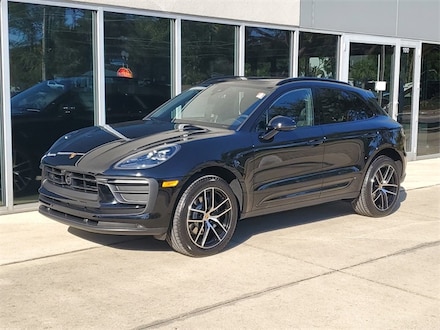 2025 Porsche Macan SUV